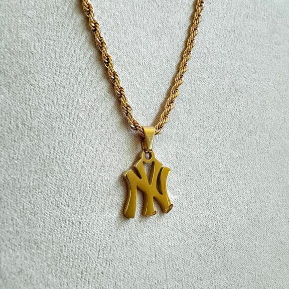 New York Yankees Necklace - NY Necklace - 3mm Rope 22" - Baseball Necklace - Picture 1 of 4